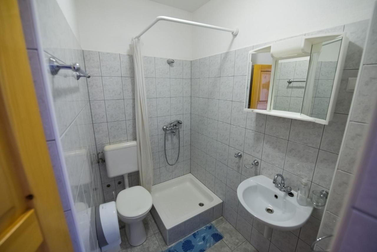 Villa Katarina Омиш Экстерьер фото