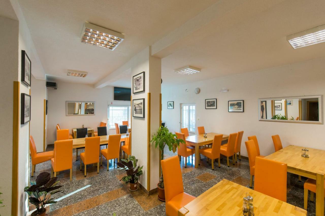 Villa Katarina Омиш Экстерьер фото